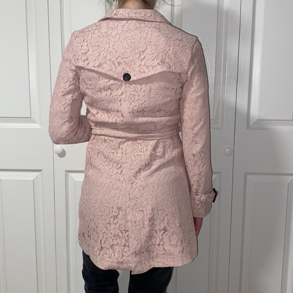 Pink coat - Picture 2 of 8